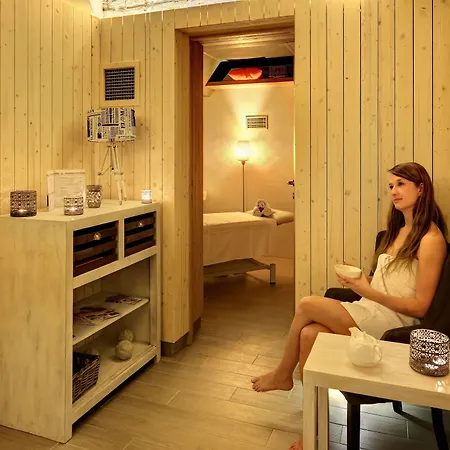 Absolutum Wellness Отель