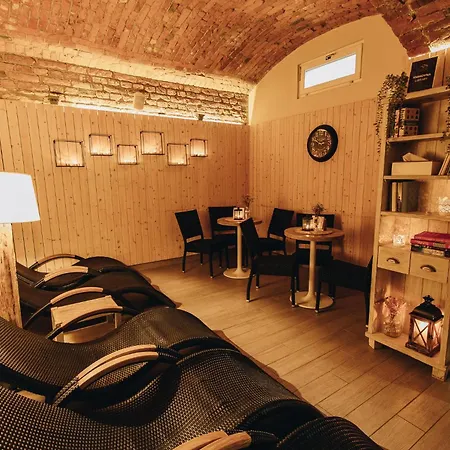 Absolutum Wellness 4* Prague