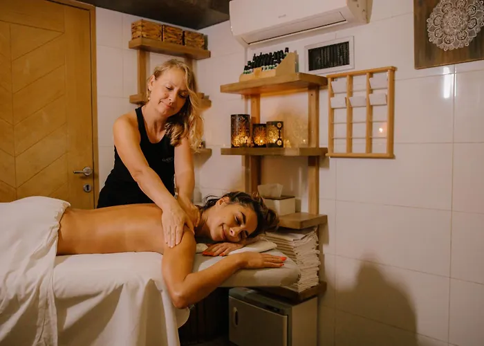 Absolutum Wellness Otel